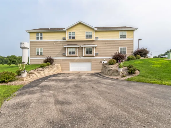 Bayside, 237 Cook Ave #20209488, Oconto, WI 54153