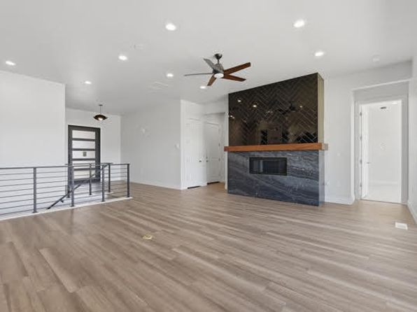 2185 N Coyote Bend Way