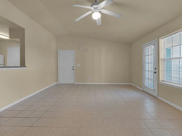4020 Dancing Cloud Ct #371 — Photo 6