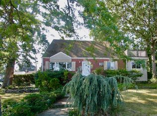 2400 Camp Ave, Bellmore, NY 11710