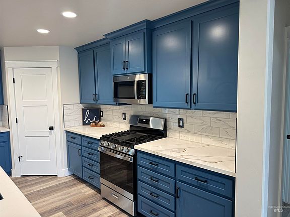 3rd image of 1509 Tverdy Ln