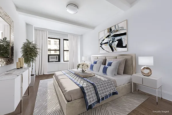 Sold by Warburg | media 7