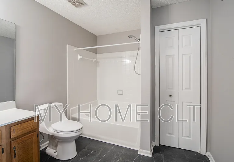 8117 Tremaine Ct #B — Photo 17