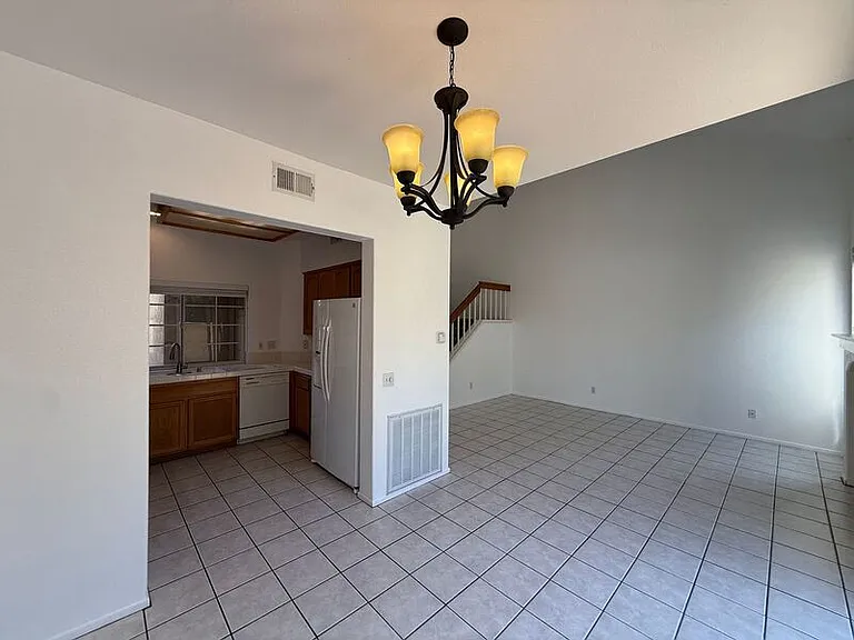 10880 Creekbridge Pl — Photo 4