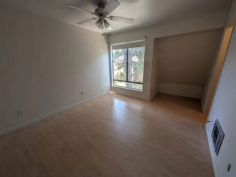7930 Mission Center Ct #K — Photo 9