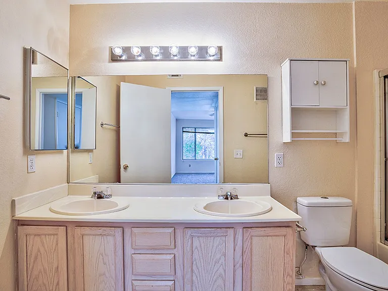 3035 Casey Dr #201 — Photo 5
