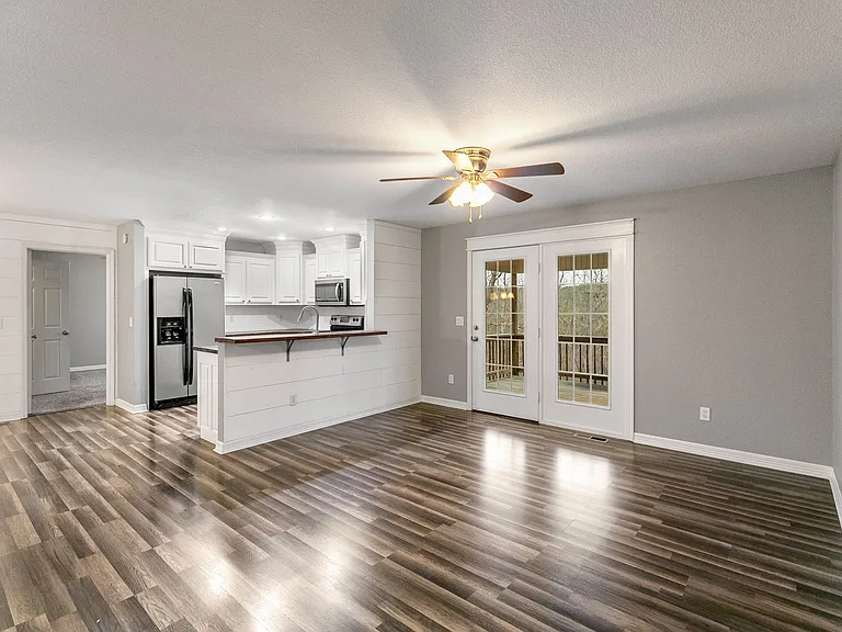 32 Kendal Dr — Photo 4