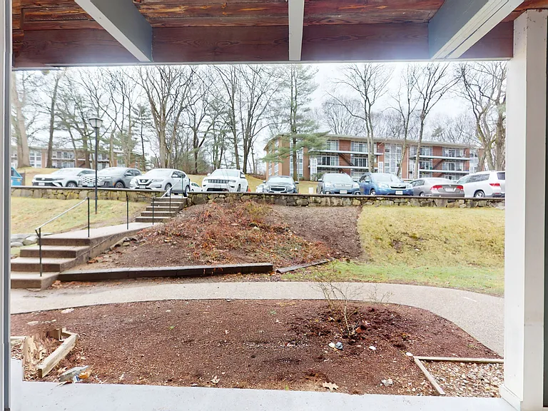 The Commons at Windsor Gardens — Photo 128