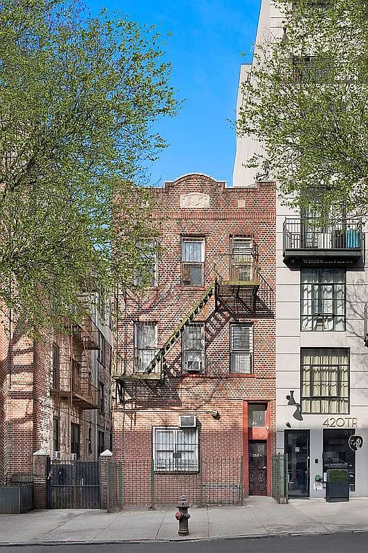 422 Troy Ave #3UNITS photo 1
