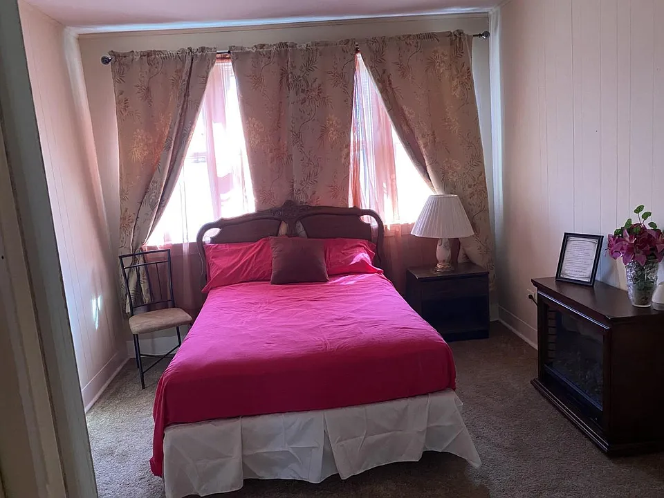 1526 N Austin Blvd #2
