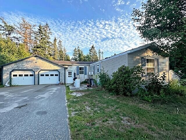 1st image of 28 Rock Maple Road