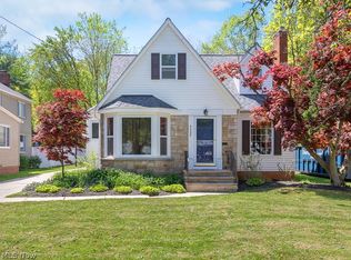 4322 Chanticleer Dr, Fairview Park, OH
