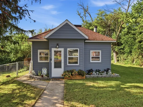 214 E Poplar St, Roland, IA 50236