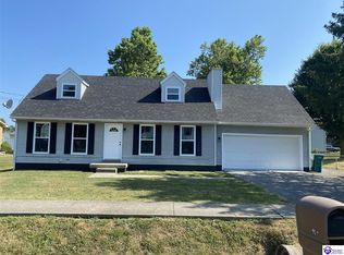 105 Foxglove Cir, Radcliff, KY 40160