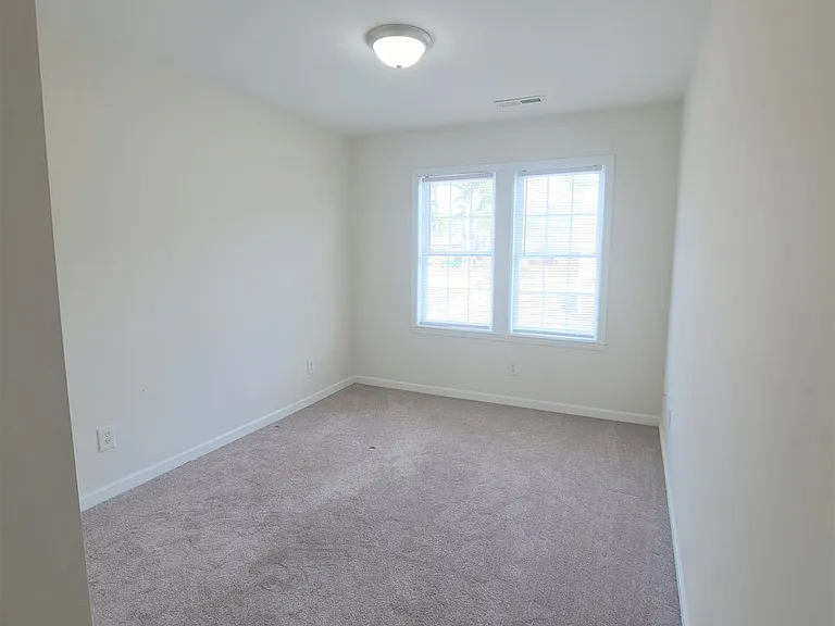 4513 Country Club Rd #B202 — Photo 8