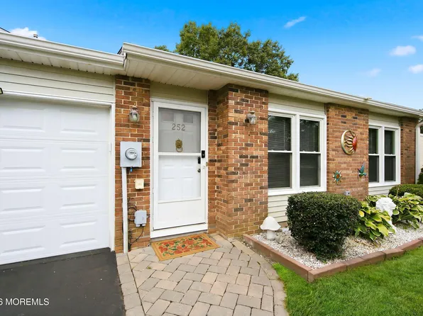 252 Martine Way, Lakewood, NJ 08701