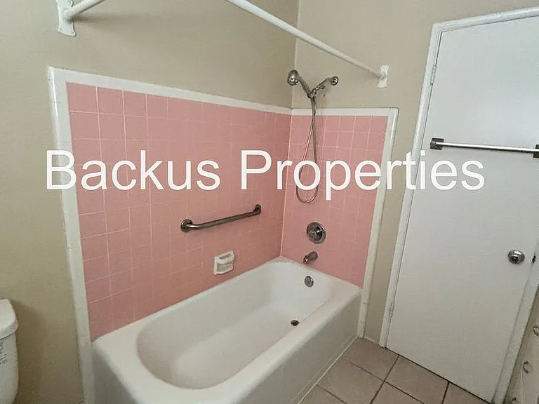 15 San Ramon Cir — Photo 12