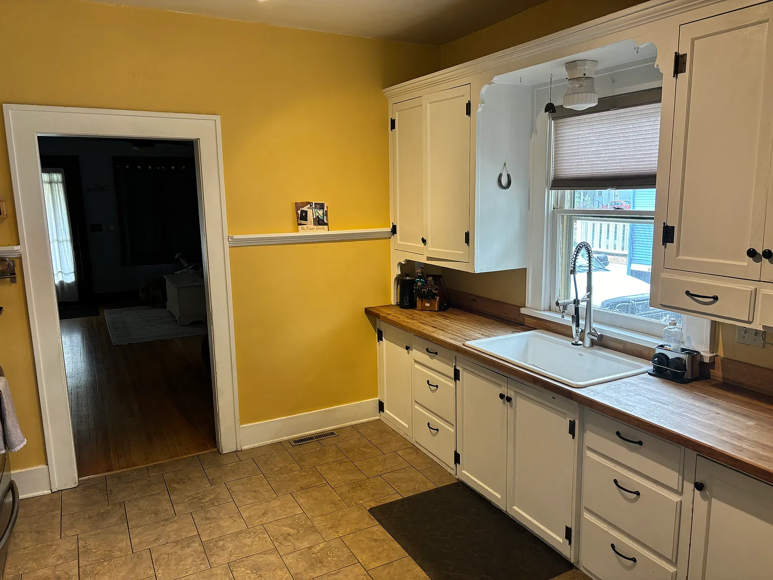 2 bed, 1340 sqft, $2,700 — Photo 4