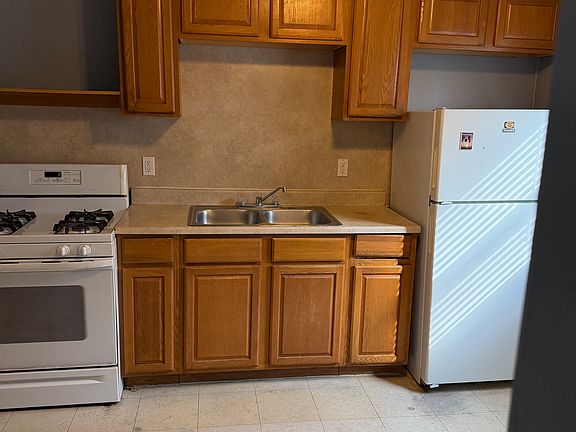 2nd image of 31629 Antrim Ct