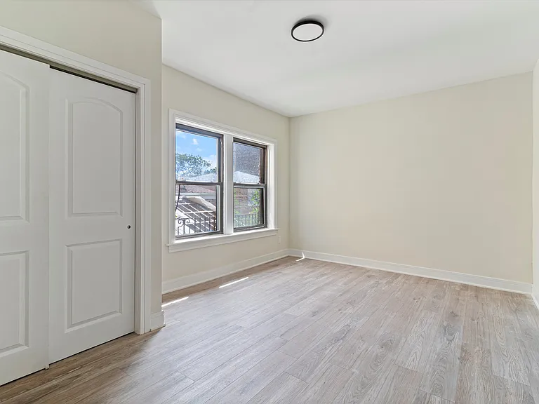 630 N Homan Ave #3A — Photo 7