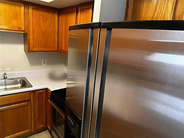 105 S Riverside Dr #303 — Photo 22