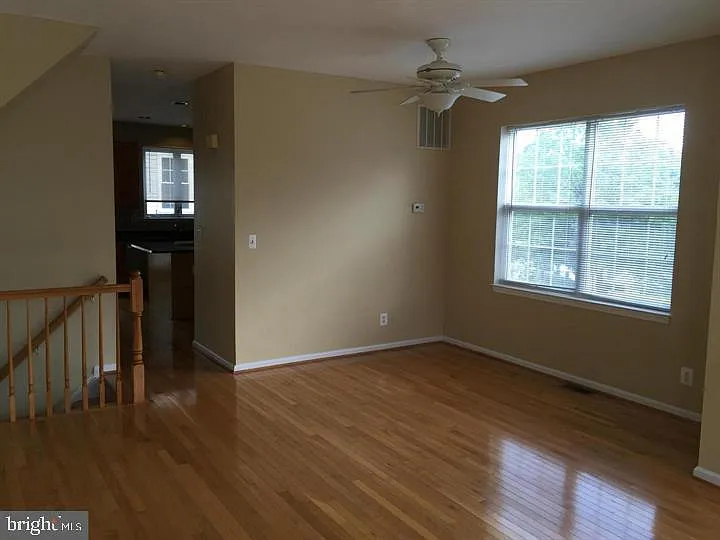 Building Photo - 2519 James Monroe Cir