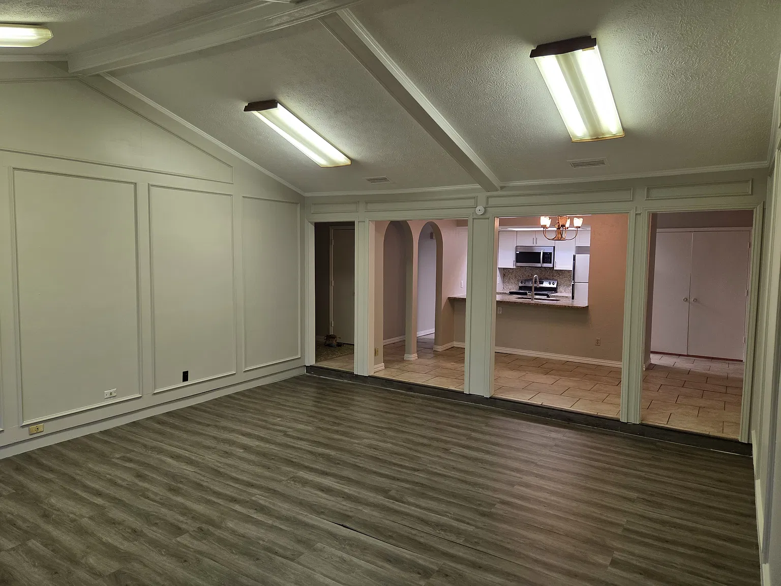 3 bed, 1650 sqft, $2,190 — Photo 2