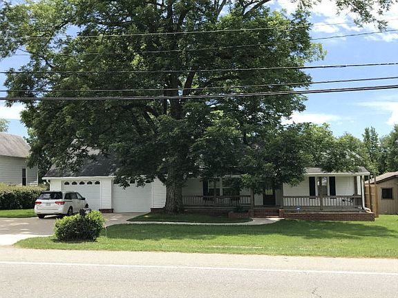 5th image of 8222 Eisenhower Pkwy