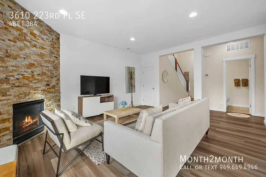 Modern Home on 223rd Pl SE — Photo 3
