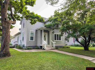 322 W Walnut St, Saint Peter, MN 56082