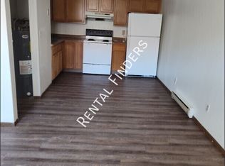 10 Cottage Row #6, Marinette, WI 54143