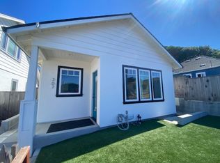 307 Carmel Ave, Pacific Grove, CA 93950