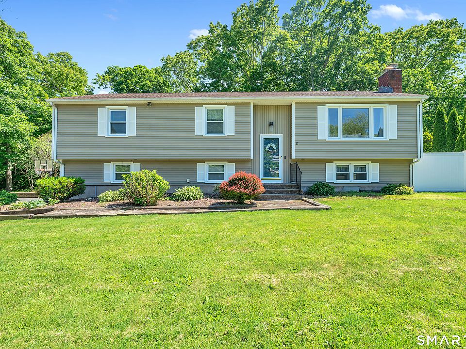 1st image of 17 Briarwood Lane