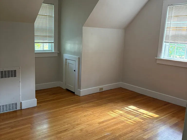 15 Ridgewood Ave — Photo 35