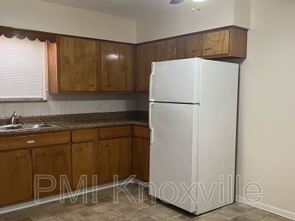 5th image of 2630 Emoriland Blvd