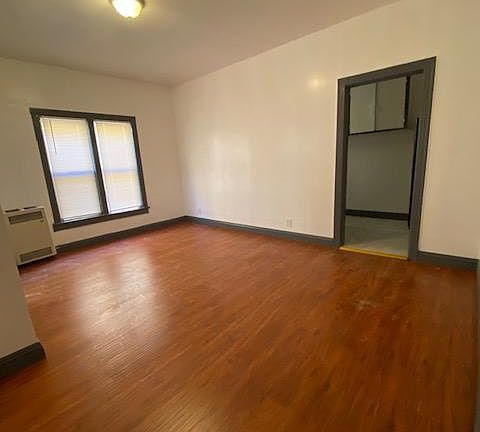 5th image of 135 S Westmoreland Ave #3 & 4