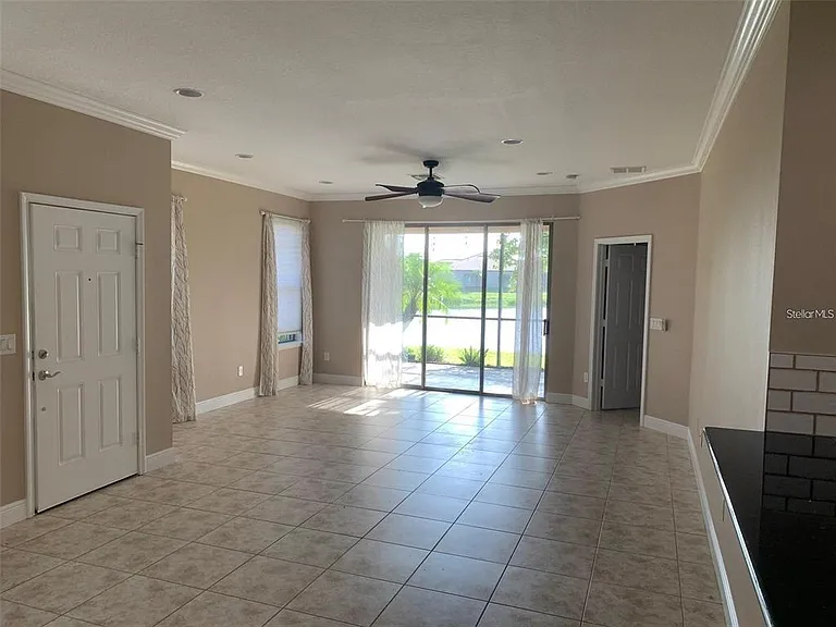 5409 Sunset Falls Dr — Photo 8