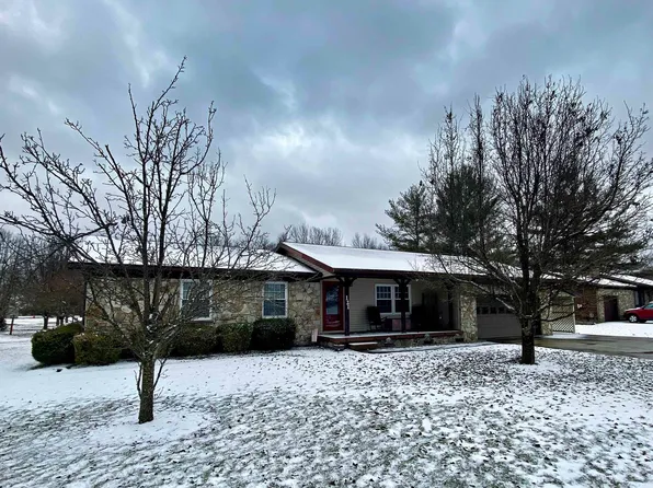 121 Ellis Ave, Elkins, WV 26241