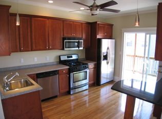 623 Centre St #2, Jamaica Plain, MA 02130