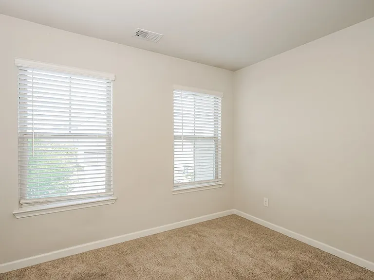 125 Magnaview Dr — Photo 13
