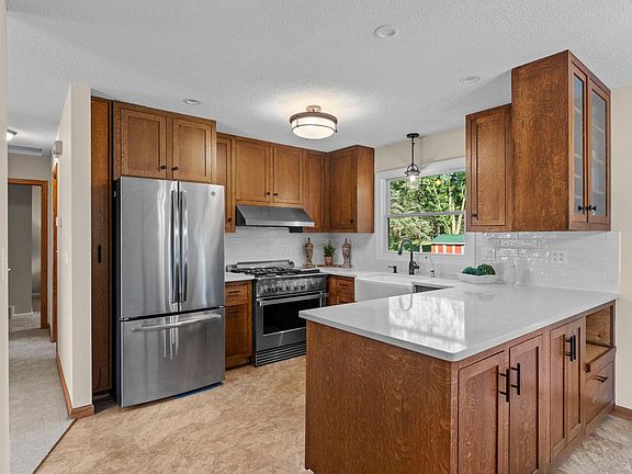 3rd image of 5175 240th St E