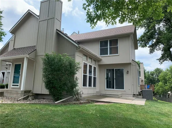 15428 Floyd St, Overland Park, KS 66223