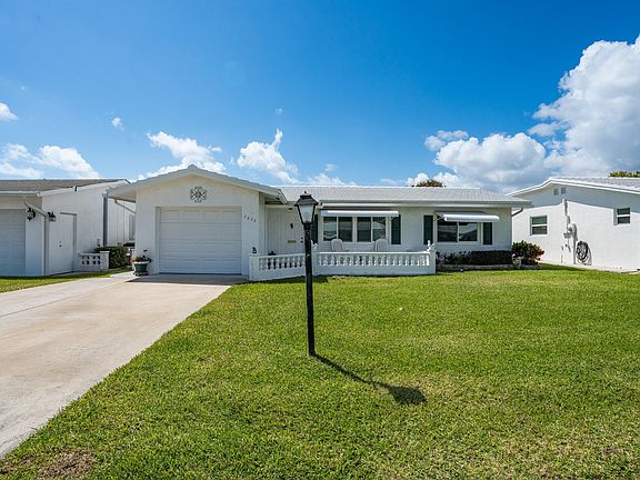 3rd image of 2028 SW 19th Avenue