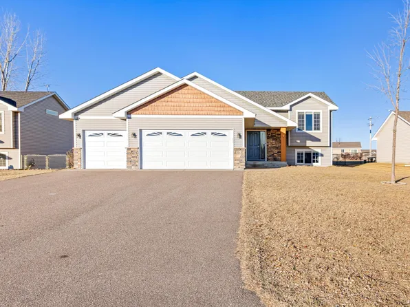763 Park Brook Rd NW, Isanti, MN 55040