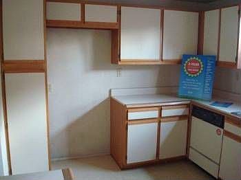 4th image of 233 Jasmine Ln