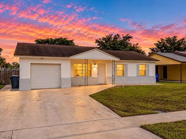 405 SW 78th Ter, North Lauderdale, FL 33068