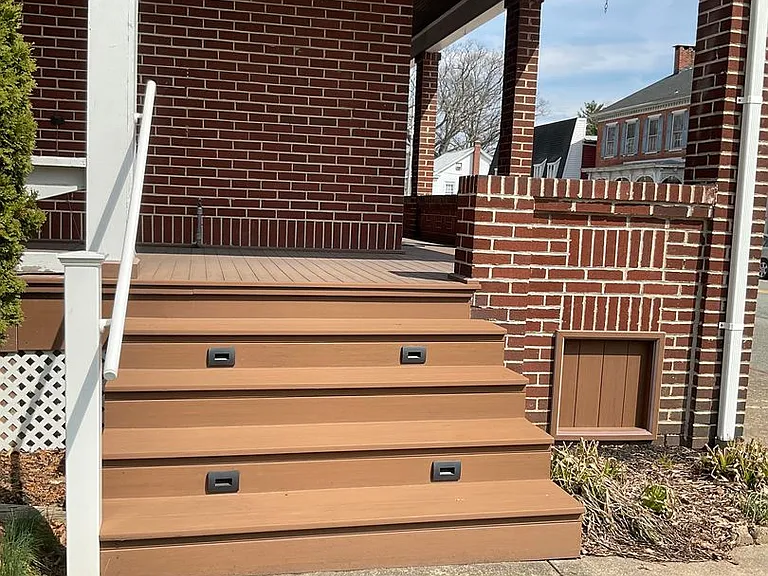112 W Main St — Photo 3