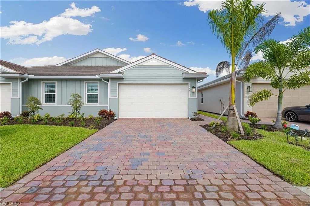 Building Photo - 1123 Tranquil Brook Dr
