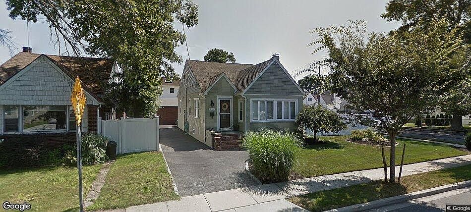 1st image of 2659 Montauk Ave