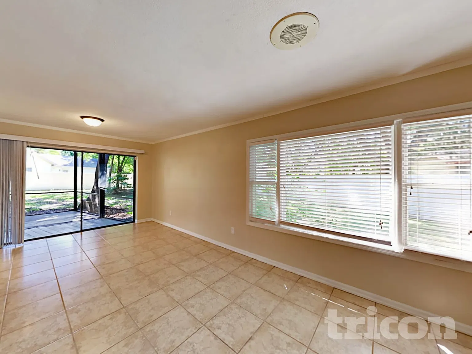 9118 Pebble Creek Drive Tampa FL — Photo 3